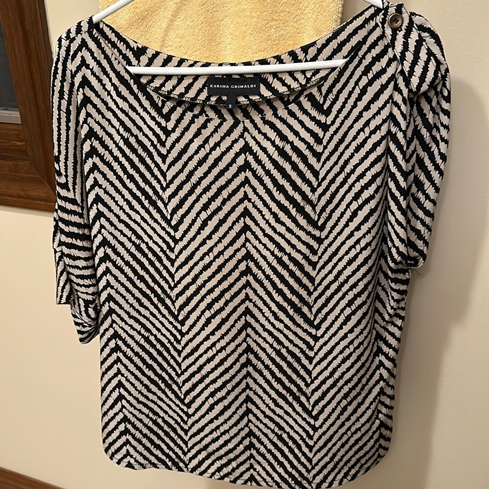 Karina Grimaldi Asymmetric Animal Print top